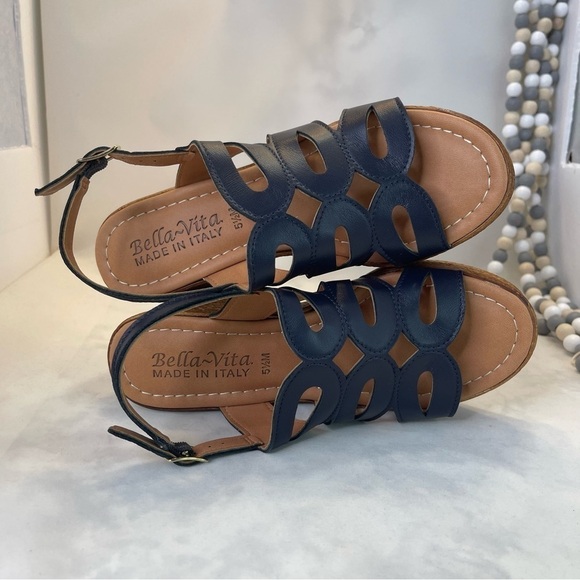 Bella Vita Women's Pri-Italy Heeled Sandal Color:Navy 5.5M - Picture 7 of 12